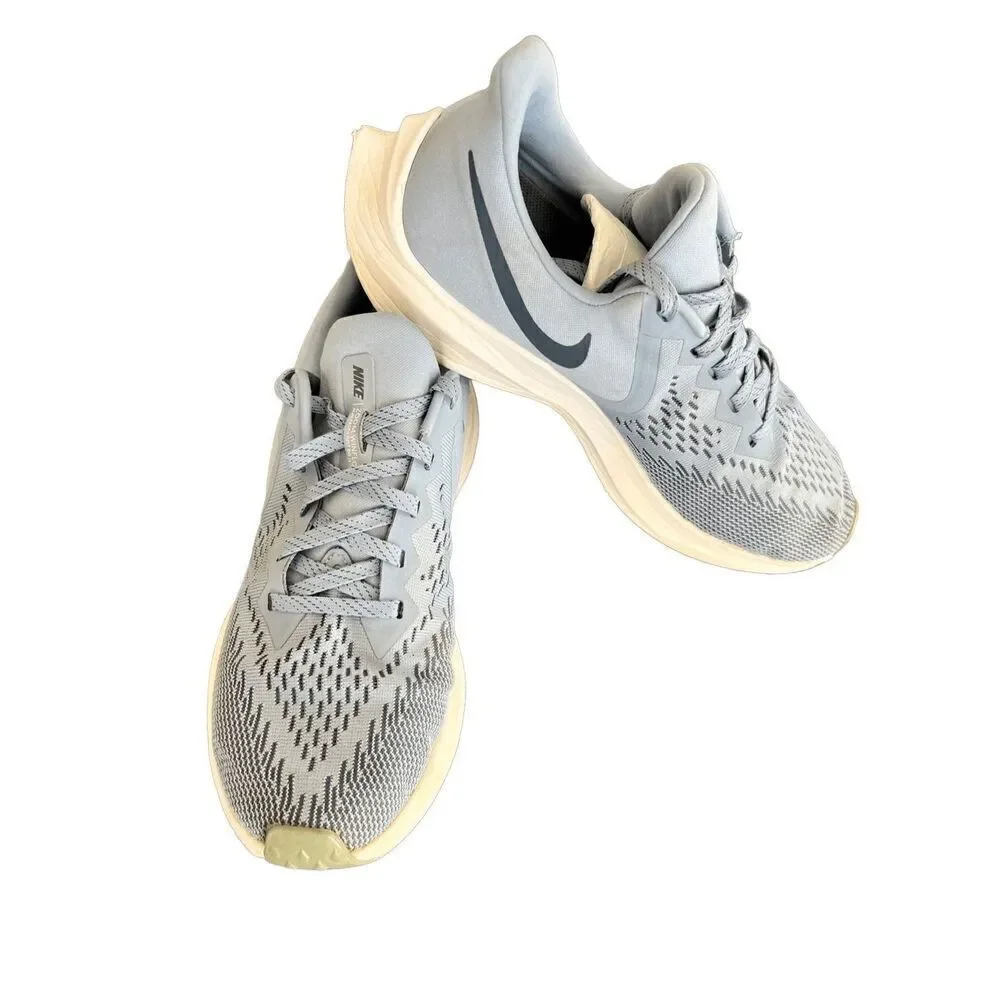 Nike Air Zoom Sneakers size 9.5
